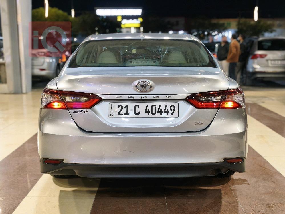 تۆیۆتا کامری